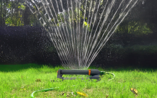 🌼 3. Even Coverage, Healthier Lawns: Choosing the Right Garden Sprinkler